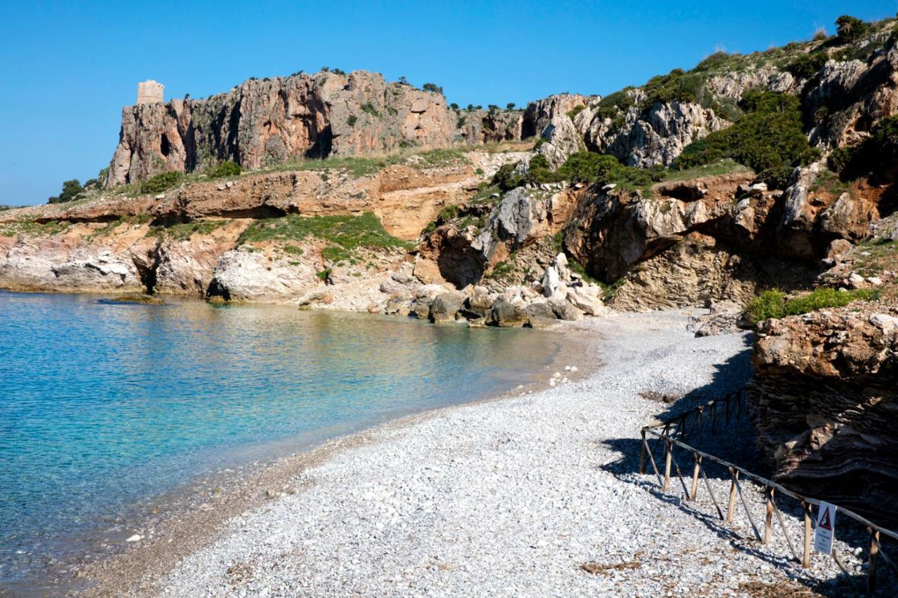 Perla Di Mare Appartamenti Castelluzzo Eksteriør bilde