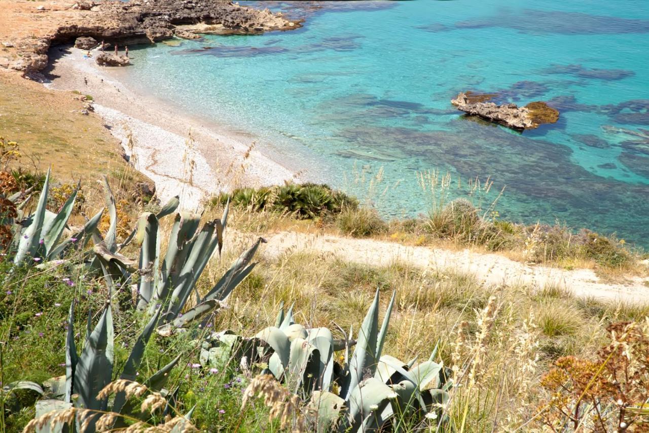 Perla Di Mare Appartamenti Castelluzzo Eksteriør bilde
